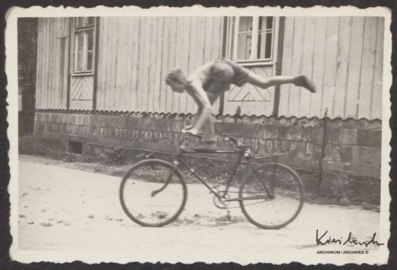 Popisy-rowerowe-w-Sokołowsku-w-1952.-1