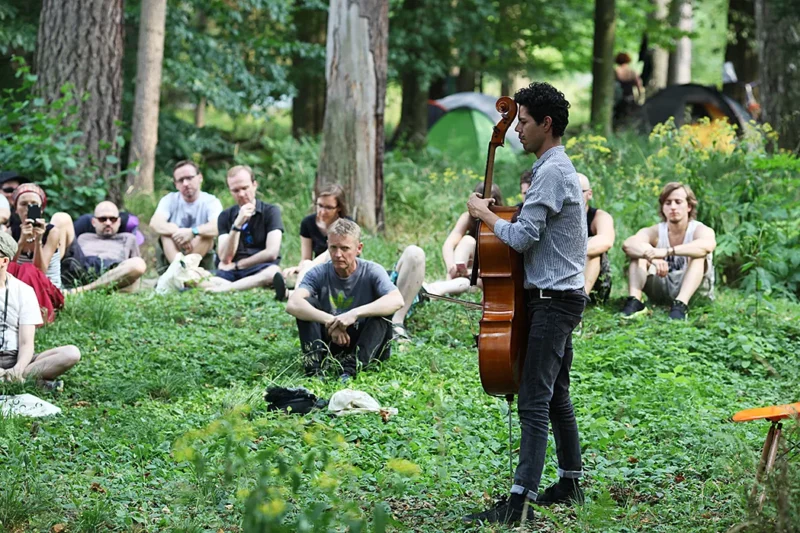 Sanatorium_Dźwięku_2015_Park.
