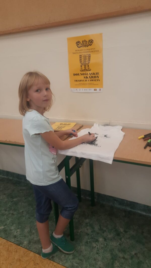 warsztaty_Mieroszow_Dolnoslaskie Sakrby Tradycji i swieta00005