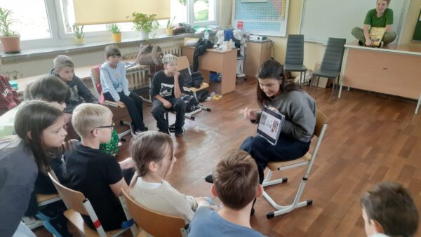 warsztaty opowiadania bajek i ilustracji_Sokolowsko_24_09_2500005