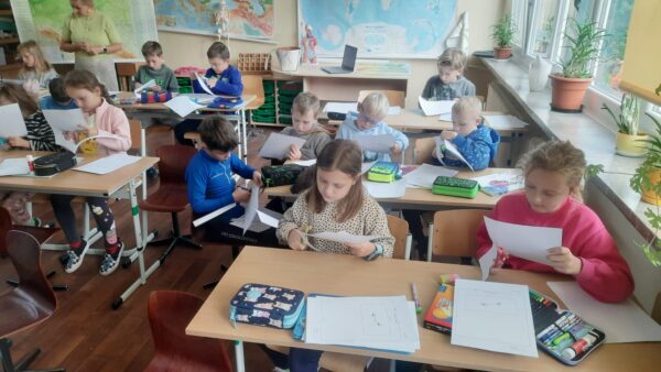 warsztaty opowiadania bajek i ilustracji_Sokolowsko_24_09_2500027